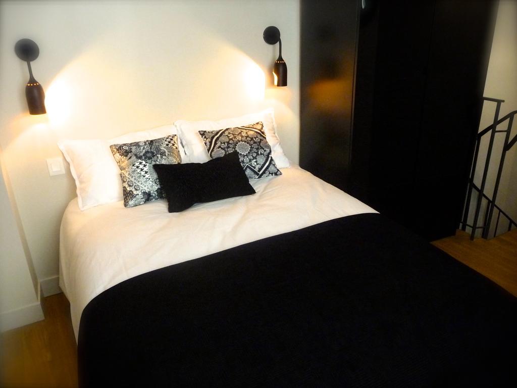 パリDuplex De Charme Au Coeur De Montmartreアパートメント 部屋 写真
