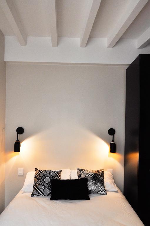 パリDuplex De Charme Au Coeur De Montmartreアパートメント 部屋 写真