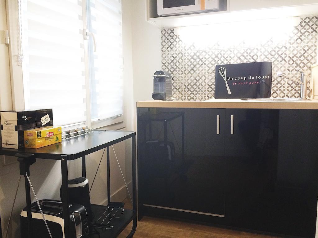 パリDuplex De Charme Au Coeur De Montmartreアパートメント 部屋 写真